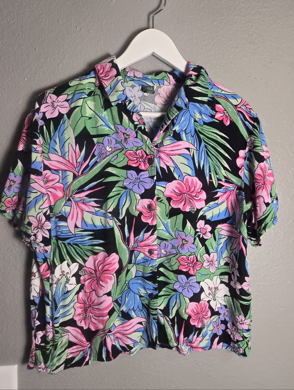 FALL SALE! Wild Fable Tropical Button Down Shirt Oversized Small